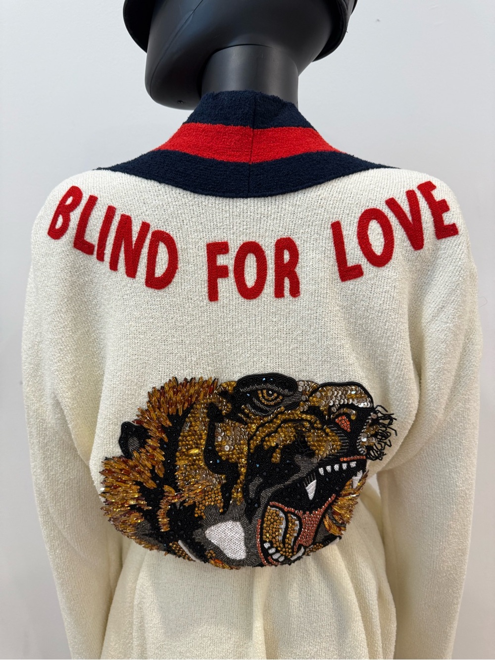 opisu: “Iconic Alessandro Michele-era Gucci collector piec Rihanna Chrissy Tigen